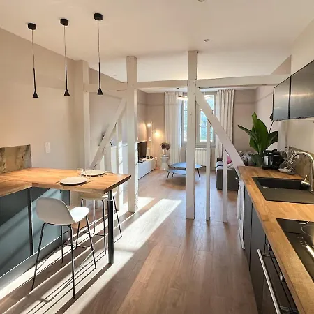 Chez Lena - Quiet Apartamento